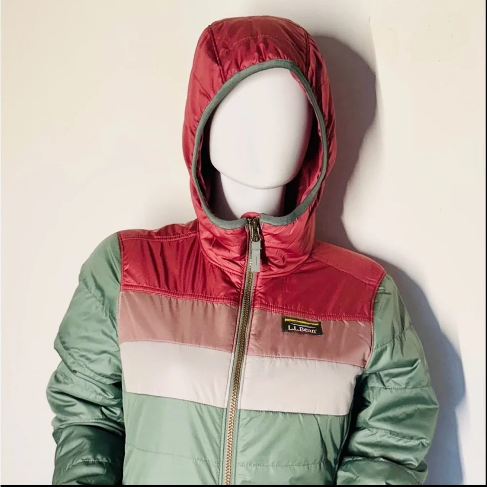 NWT. L.L. Bean Women's Rosewood Mountain Classic Puffer Hooded Jacket Size S Reg - Picture 3 of 6